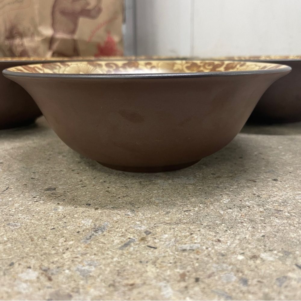 Set of Bowls - Picture 4 of 6